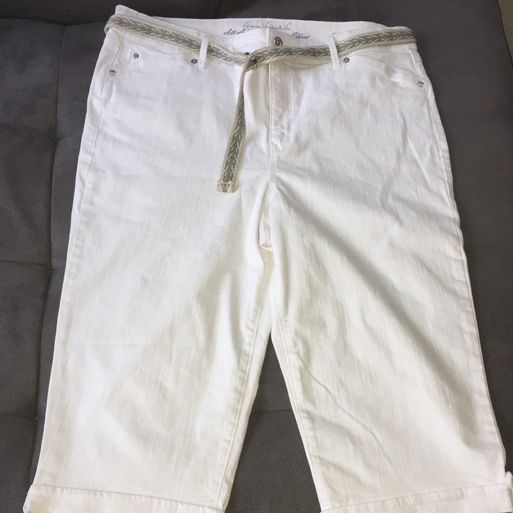 Slimming Effect Skimmer Bermuda shorts 16